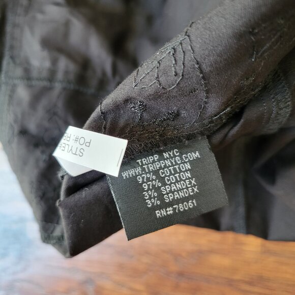 TRIPP NYC Hot Topic Skull Embroidery Zip-Up Black Ruffle Lace Corset Top sz XL - Picture 7 of 9